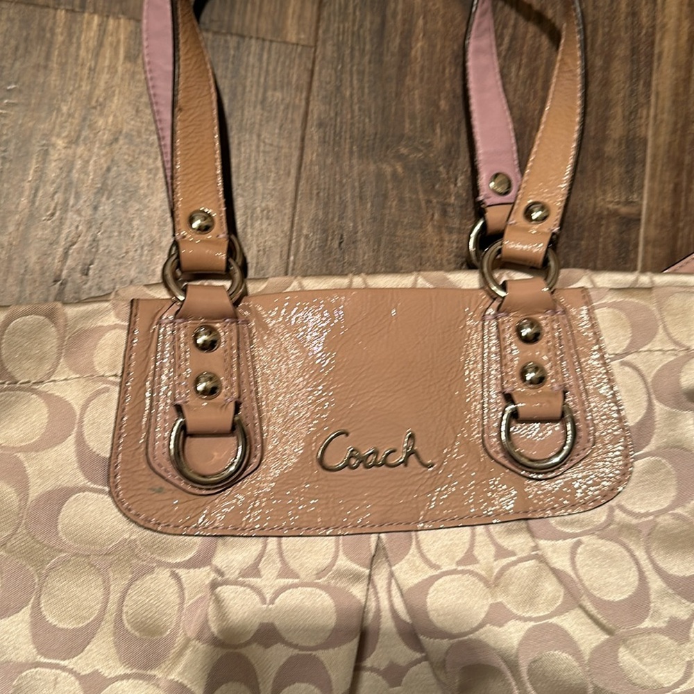Coach Ashley large shoulder/crossbody - Picture 15 of 17